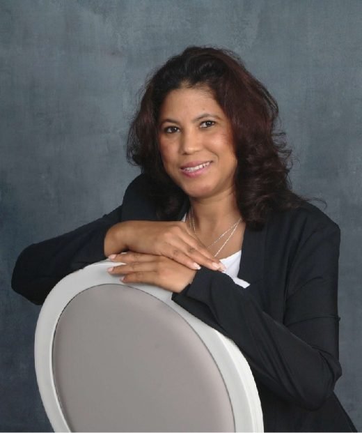 ysaura-chair